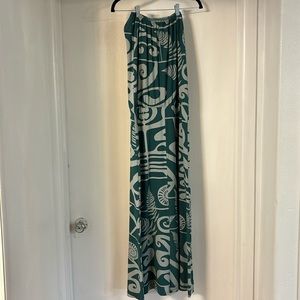 Wahine Toa Strapless Maxi Dress, Size L. I used it once. Small green blemish.